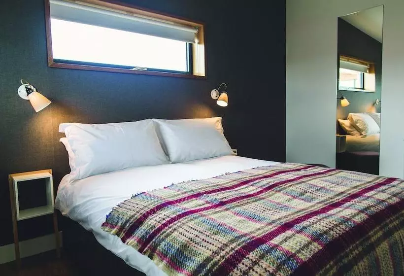 پانسیون Jog  Lodge 17  3 Bed Seaview