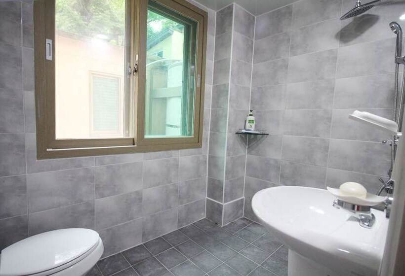 بنسيون Muju Haebaragi Hostel