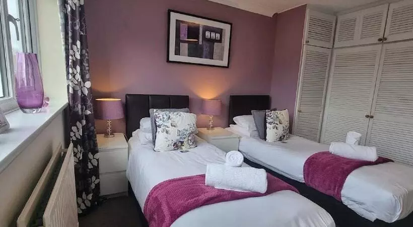ペンション St Anne S Serviced Accommodation
