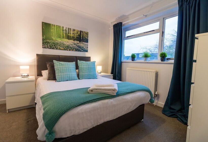 پانسیون St Anne S Serviced Accommodation