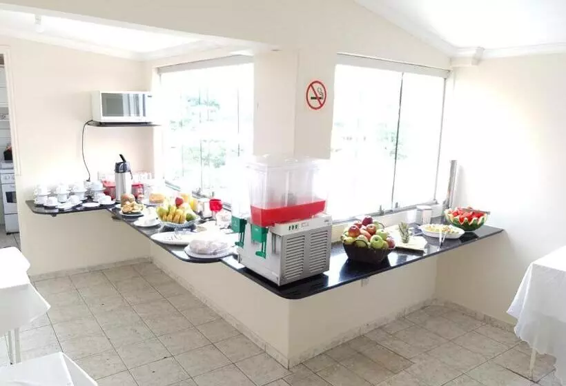 Fox Hotel Montes Claros