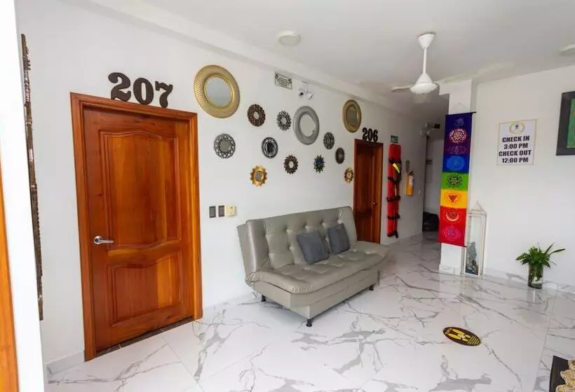 Hotelli Buddha Mystic by Del Toro