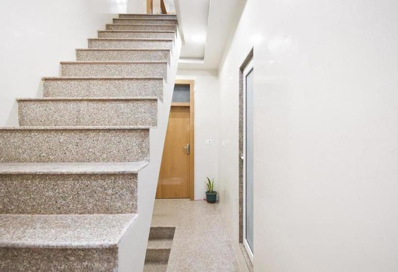 ホテル Oyo 76403 Ganga Rani