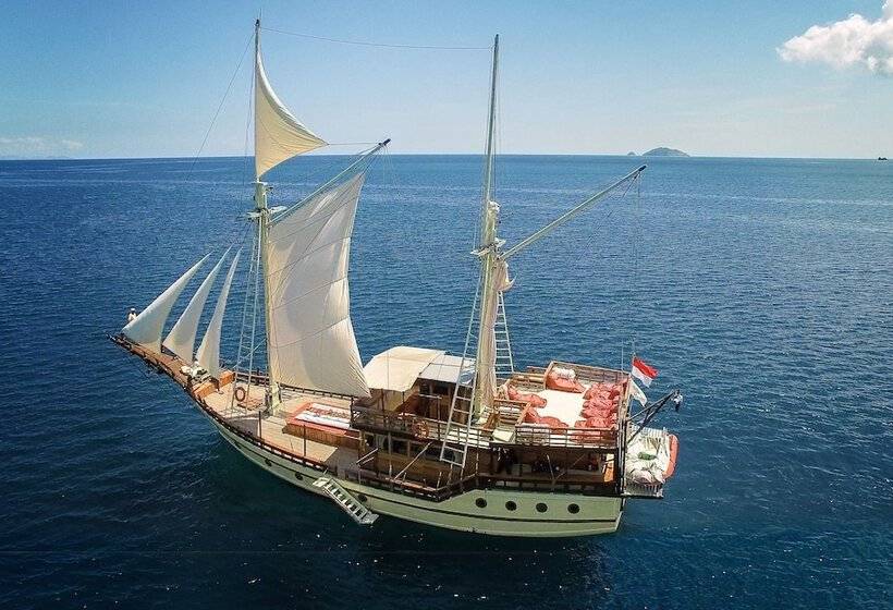 هتل Plataran Phinisi Felicia