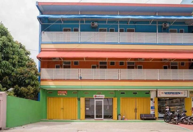 Hotel Reddoorz Near Ubl Lampung 2