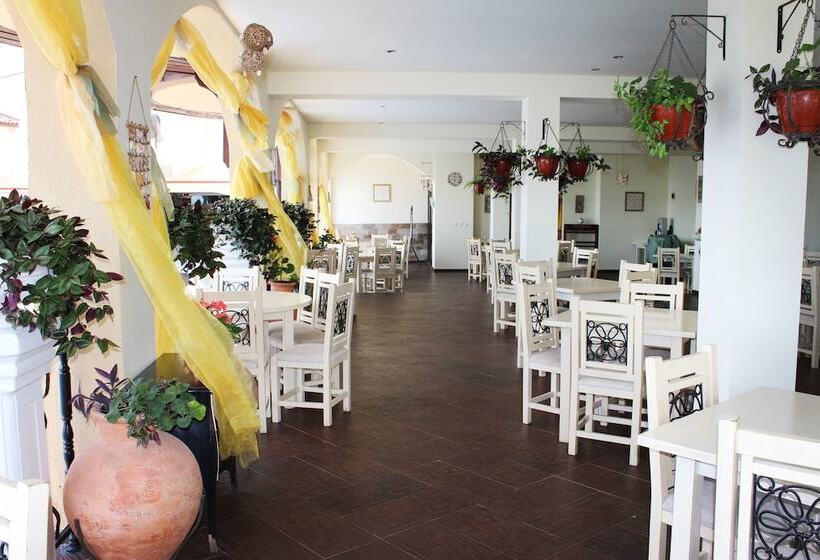 هتل Royal Villas Elenite   All Inclusive