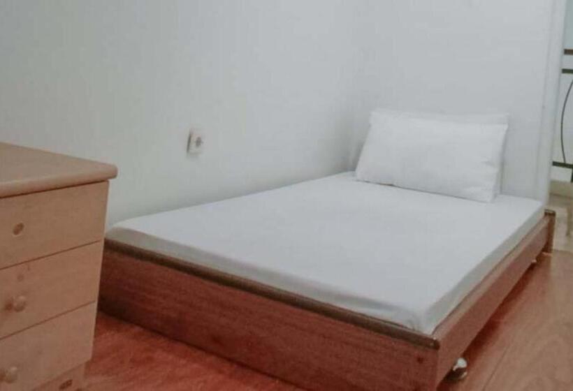 Otel Villa Lotus E06 Syariah Redpartner