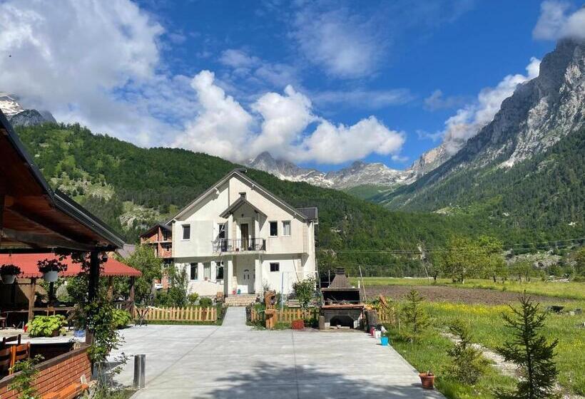 Пансион Bujtina Izet Selimaj