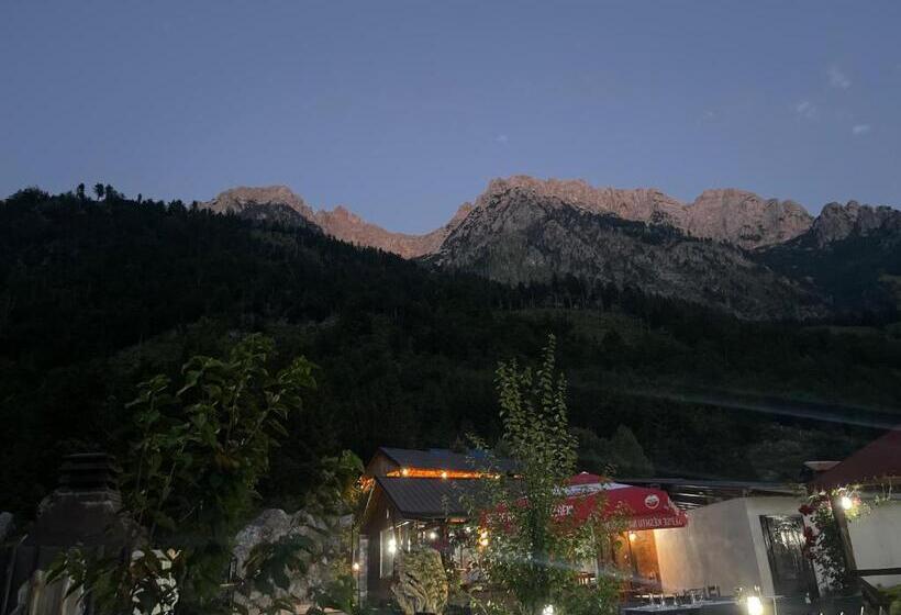 Пансион Bujtina Izet Selimaj