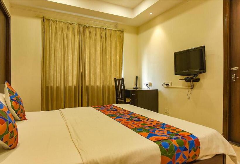 Пансион Fabhotel All In One Saltlake   Opp Bj Market Complex