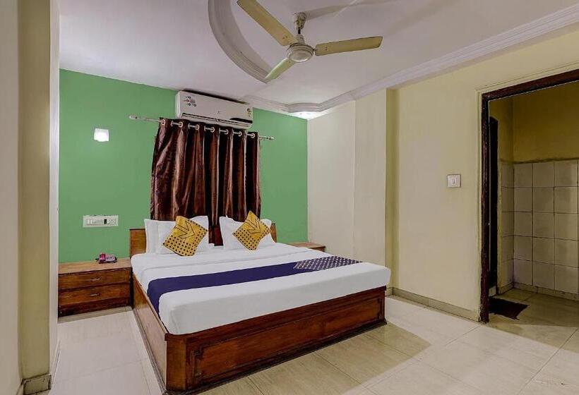 Spot On 73377 Hotel Sarovar Inn