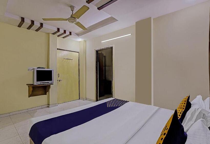 Spot On 73377 Hotel Sarovar Inn