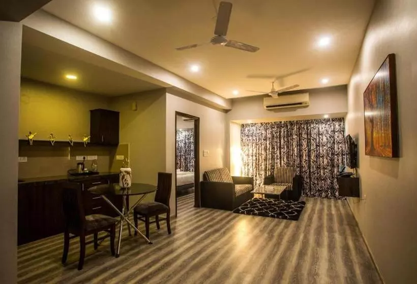 ホテル Encore Suites Goa
