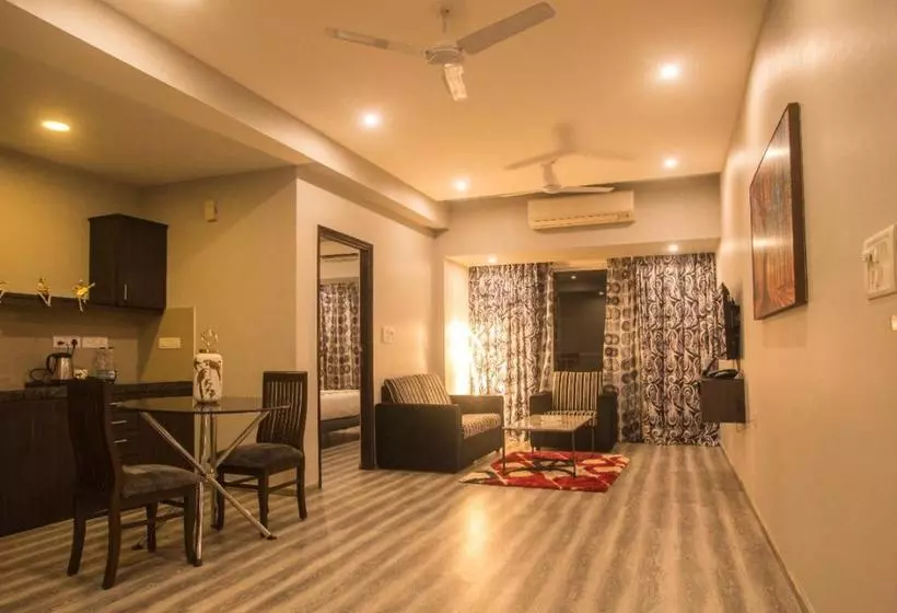 ホテル Encore Suites Goa
