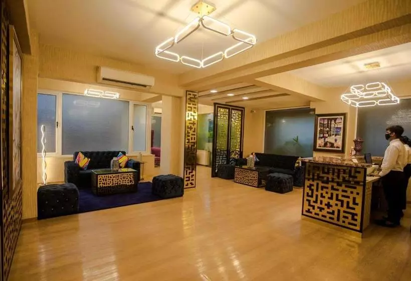 ホテル Encore Suites Goa
