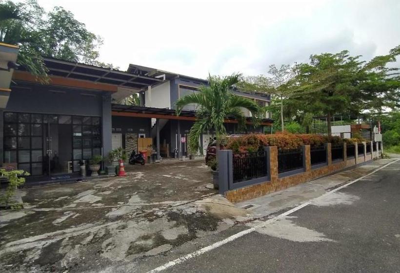 ホテル Oyo 90054 Wisma Arafah