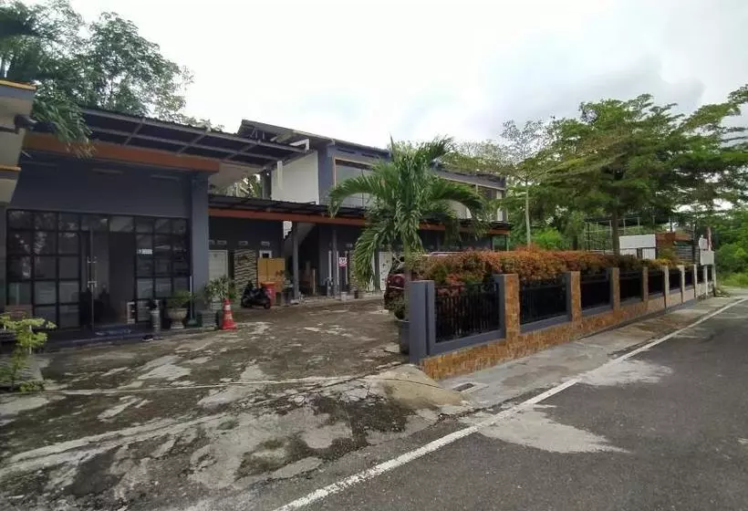 ホテル Oyo 90054 Wisma Arafah