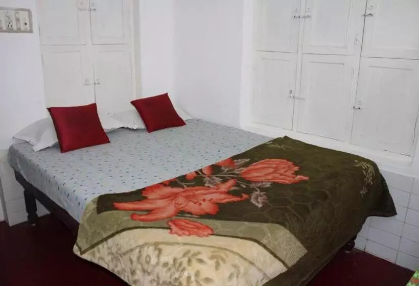 پانسیون Balaji Guest House