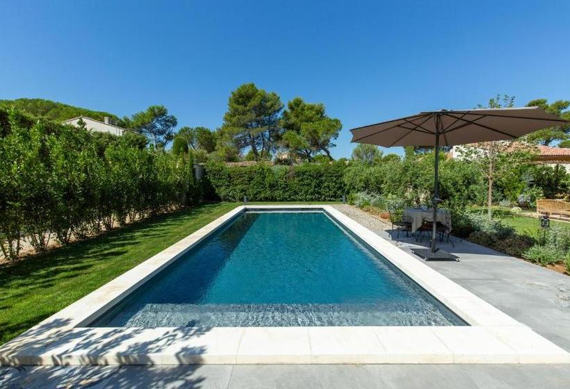 膳宿费 Le Mas Des Fées