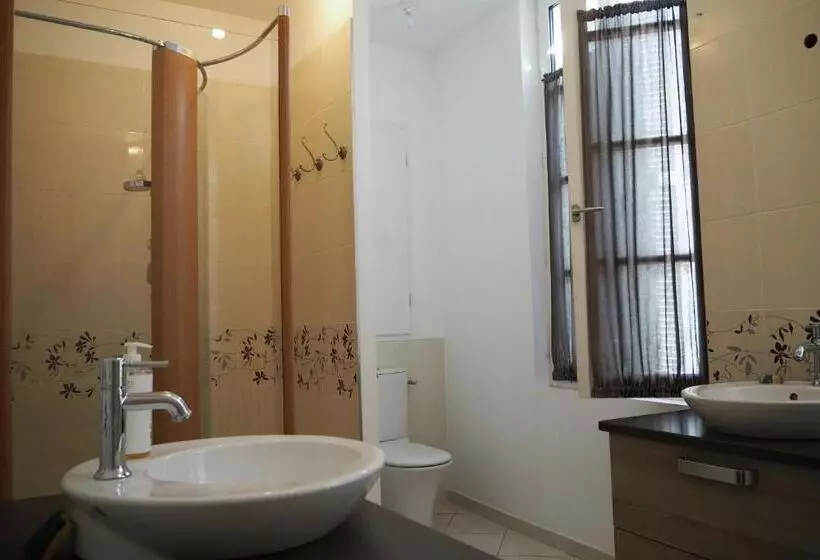 ベッドアンドブレックファースト La Belle Etoile