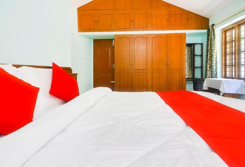 فندق Oyo 75771 Tourism Service Villa