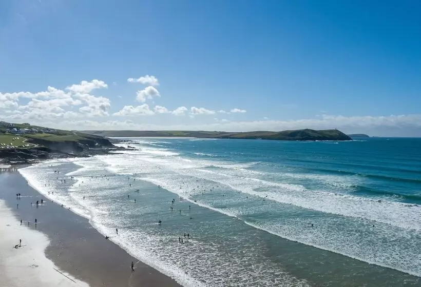 Hotelli Polzeath Beach House