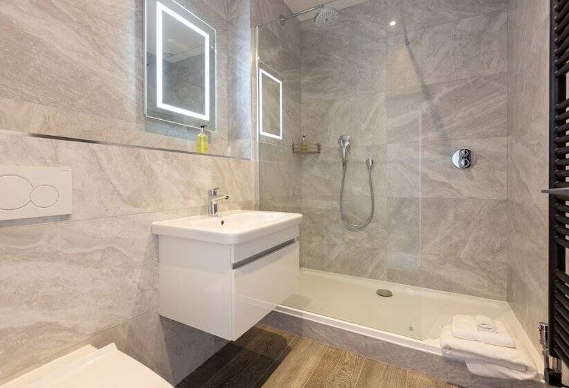 فندق Polzeath Beach House