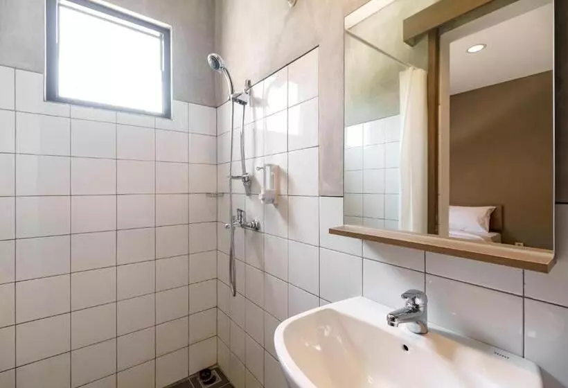 ホテル Reddoorz Syariah Near Rumah Sakit Medika Dramaga