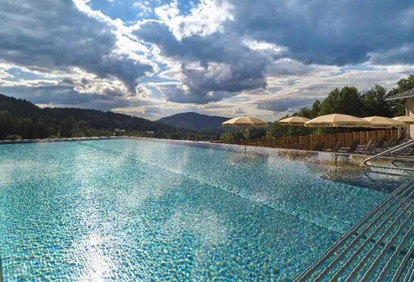 Hotel Resort