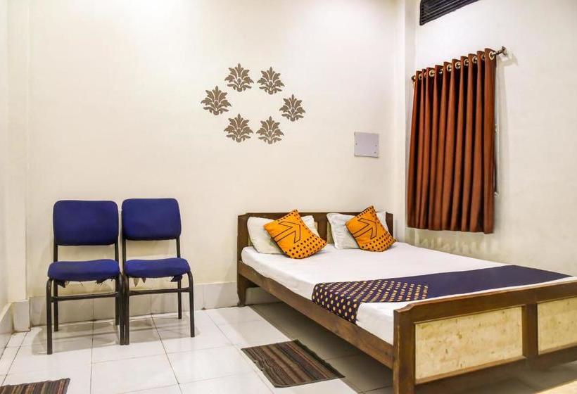 Hotel Spot On 75653 Rohit