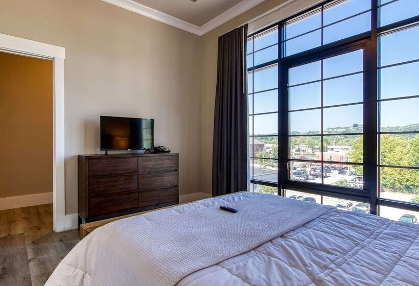 New Hotel Collection Smoky Mountains