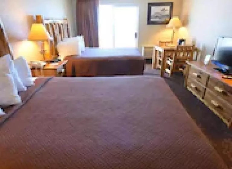 Bridge Vista Beach Hotel And Convention Center