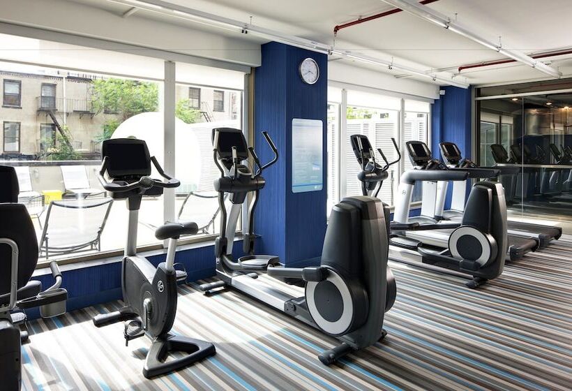 בית מלון כפרי Aloft New York Brooklyn