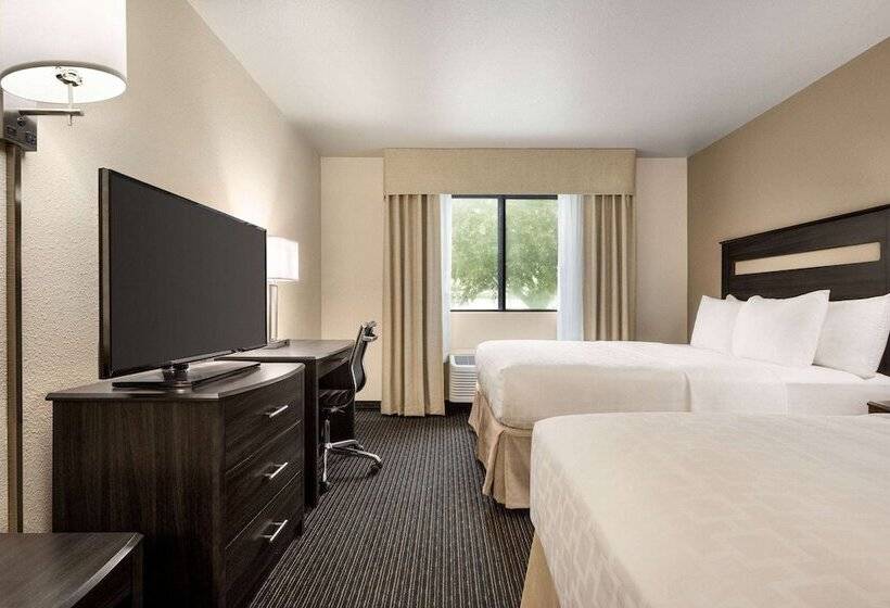 فندق Baymont By Wyndham Hearne