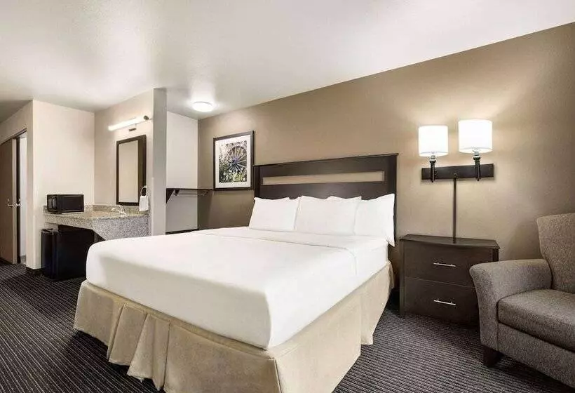 호텔 Baymont By Wyndham Hearne