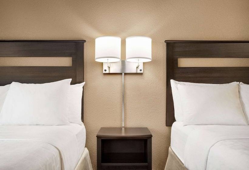 فندق Baymont By Wyndham Hearne