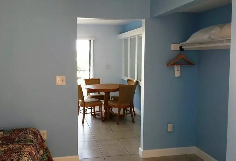 酒店 The Bay Inn At Lani Kai