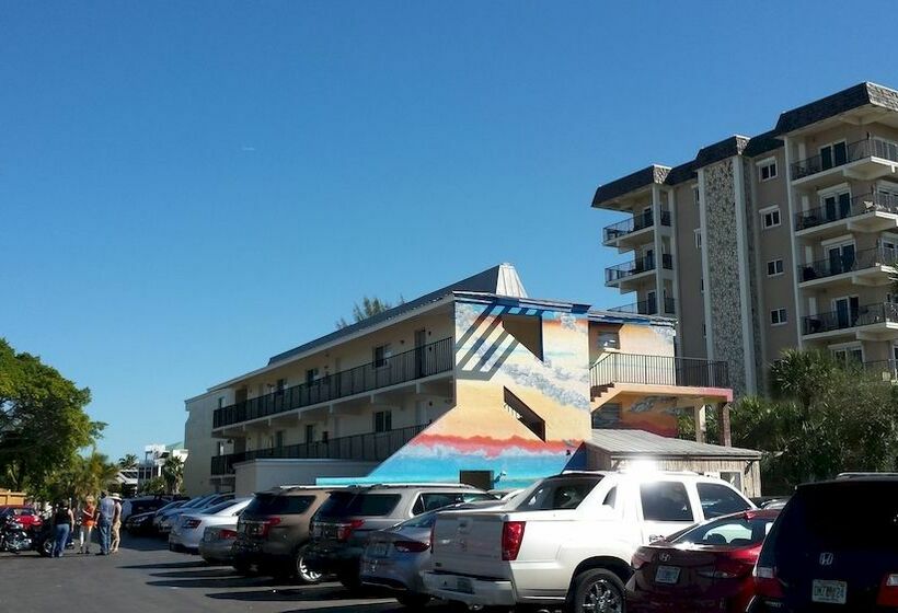 Otel The Bay Inn At Lani Kai