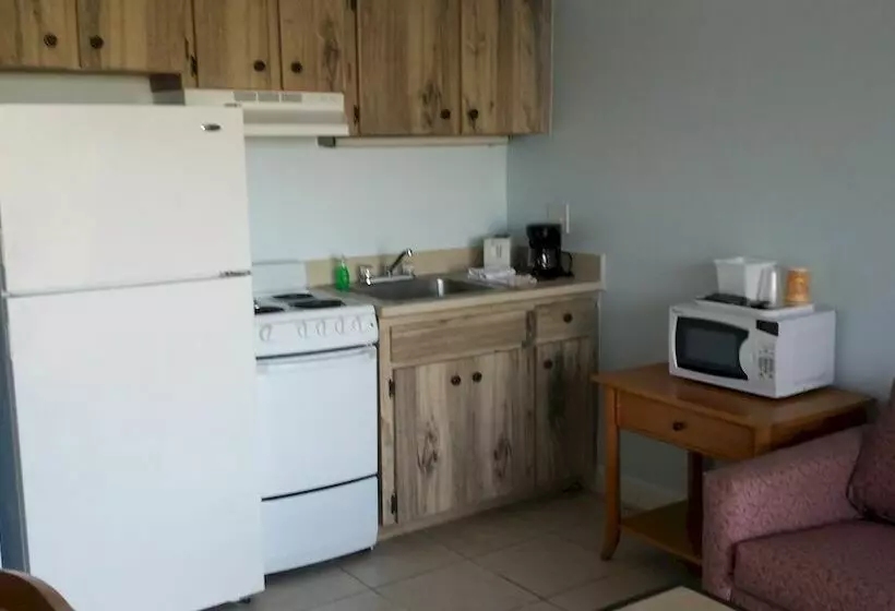 酒店 The Bay Inn At Lani Kai