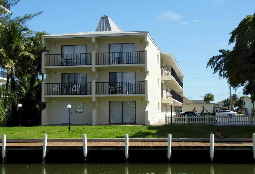 酒店 The Bay Inn At Lani Kai