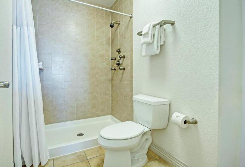 هتل Desert Rose Resort