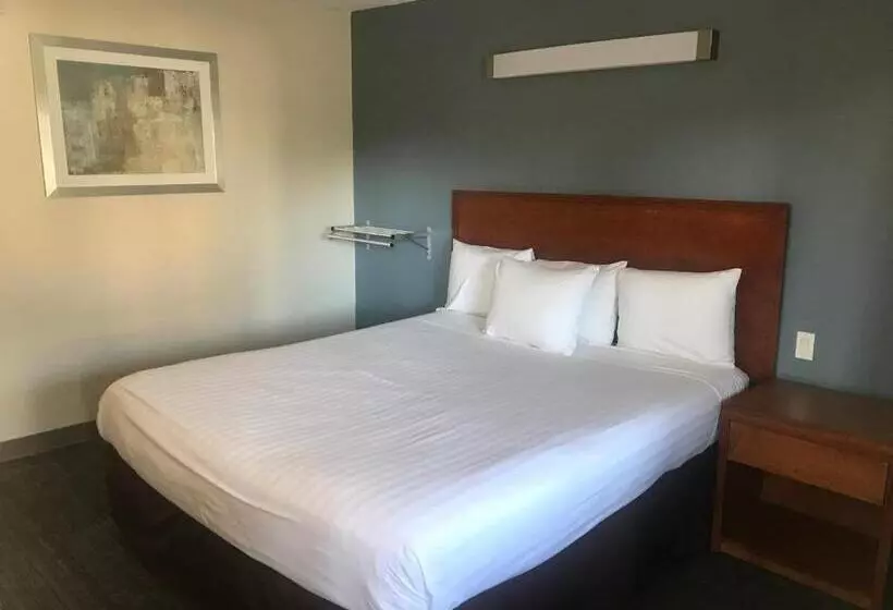 Отель Inn At Rohnert Park