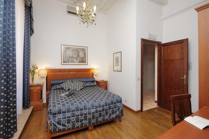 هتل Internazionale Domus