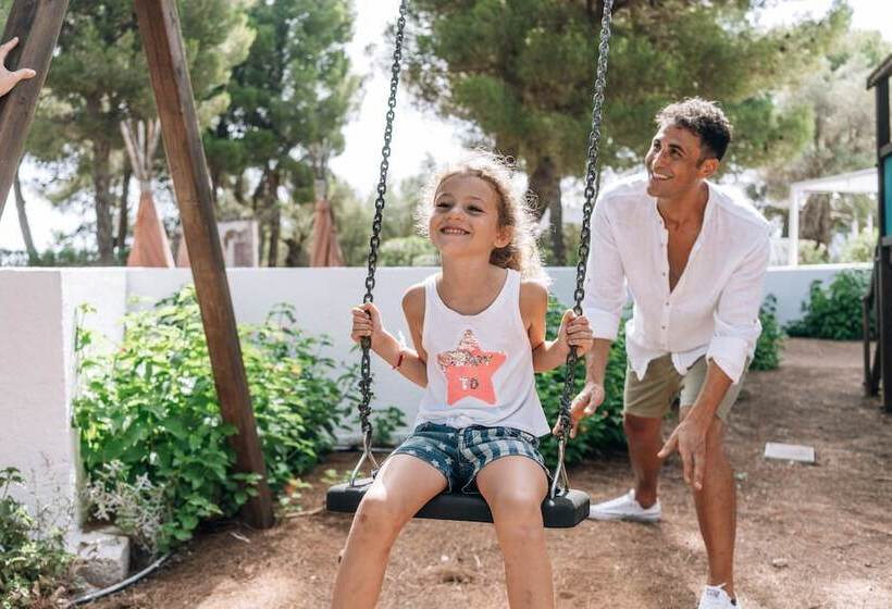 Porto Giardino, Cdshotels