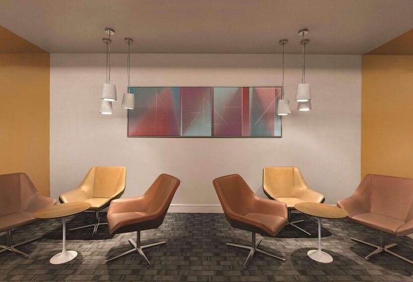 Radisson Hotel New York Wall Street