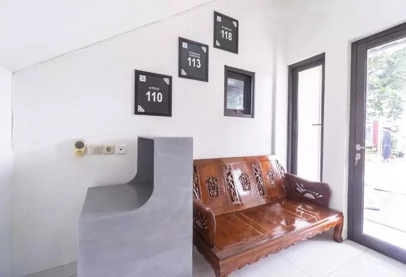 ホテル Oyo Life 2863 Rumah Q Syariah