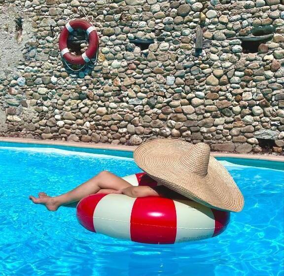 ペンション Les Cailloux Dorés