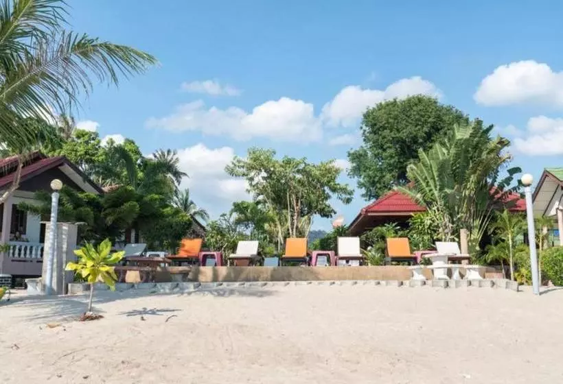 پانسیون Room In Lodge  Where The Colour Of Midnight And Sunrise Combined At Koh Phangan