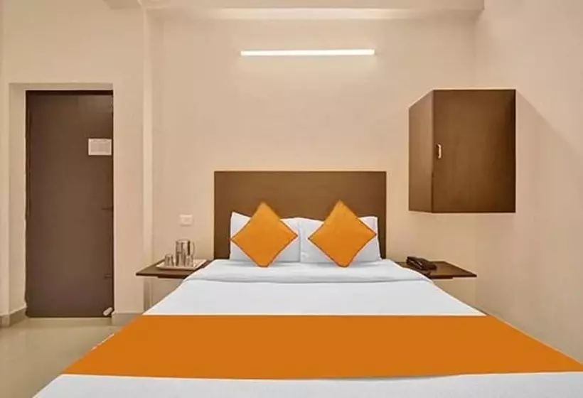 ホテル Fabexpress Joel Inn