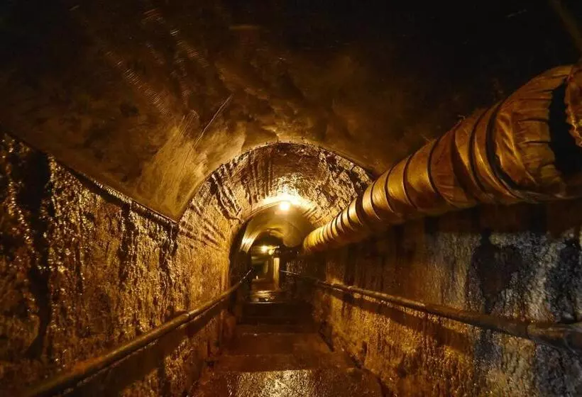 Hotelli Khas Ombilin